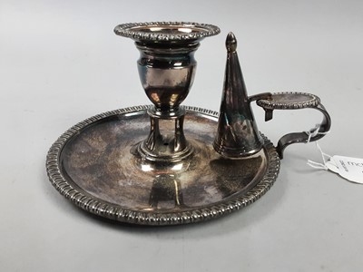 Lot 493 - A 19TH CENTURY OLD SHEFFIELD PLATE CHAMBERSTICK