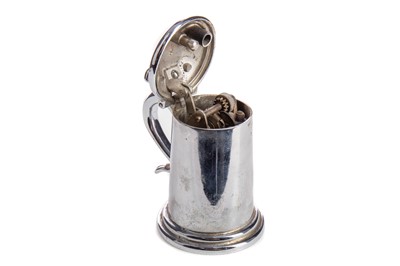 Lot 16 - A DUNHILL CHROMED TABLE LIGHTER