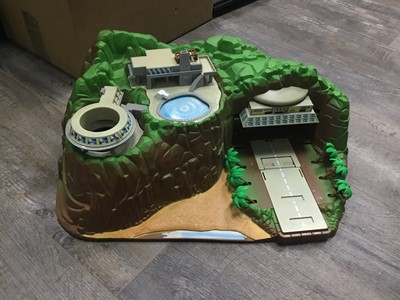 Lot 496 - A THUNDERBIRDS 'TRACY ISLAND' ELECTRONIC PLAYSET