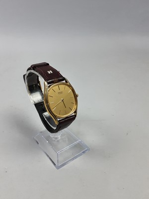 Lot 521 - A LADIES SEIKO QUARTZ WRIST WATCH ALONG WITH THREE OTHER WATCHES