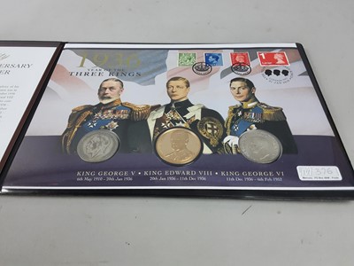 Lot 522 - A COLLECTION OF COMMEMORATIVE COINS AND COVERS