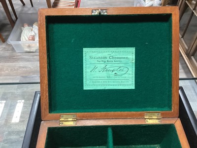 Lot 1000 - AN EARLY 20TH CENTURY JACQUES 'STAUNTON' PATTERN CHESS SET