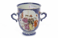 Lot 832 - LATE 19TH/EARLY 20TH CENTURY CHINESE FAMILLE...