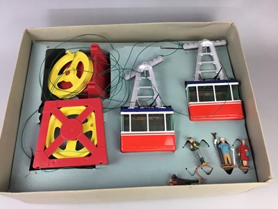 Lot 17 - A RIGIDUO MOUNTAIN CABLE CAR SET BY LEHMANN