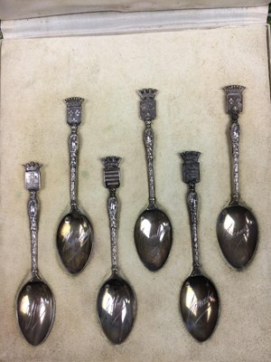 Lot 66 - A SET OF SIX FRENCH SILVER COFFEE SPOONS