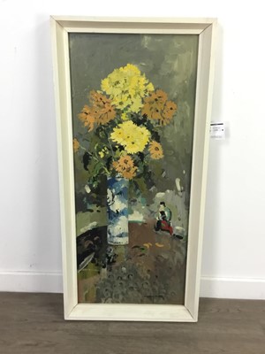 Lot 158 - STILL LIFE WITH YELLOW FLOWERS, AN OIL BY WILLIAM NORMAN GAUNT