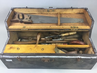 Lot 67 - A GROUP OF VINTAGE PLANES AND HAND TOOLS