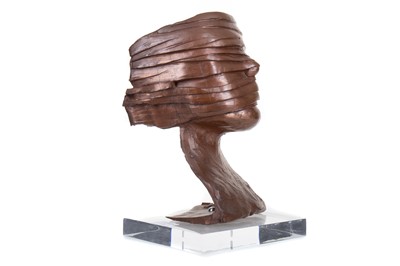 Lot 135 - MORPHIA (2001), A SCULPTURE BY LOUISE PLANT
