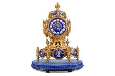 Lot 586 - A LATE 19TH CENTURY FRENCH GILT BRASS MANTEL CLOCK