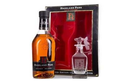 Lot 272 - HIGHLAND PARK 12 YEAR OLD AND MINIATURE DECANTER SET