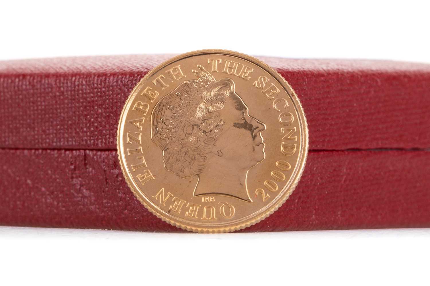Lot 54 - AN ELIZABETH II GOLD JERSEY SOVEREIGN DATED 2000