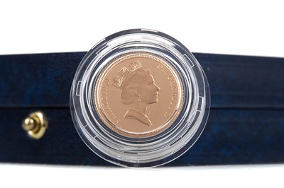 Lot 64 - AN ELIZABETH II GOLD PROOF HALF SOVEREIGN DATED 1997