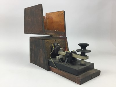 Lot 480 - A MORSE CODE DEVICE