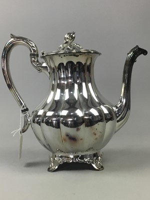 Lot 417 - AN ONEIDA FOUR PIECE PLATED TEA SERVICE AND OTHER ITEMS