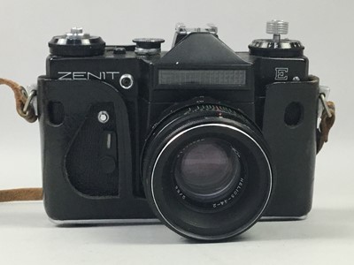 Lot 502 - A ZENIT E CAMERA