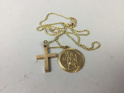 Lot 505 - A NINE CARAT GOLD ST CHRISTOPHER PENDANT AND OTHER ITEMS