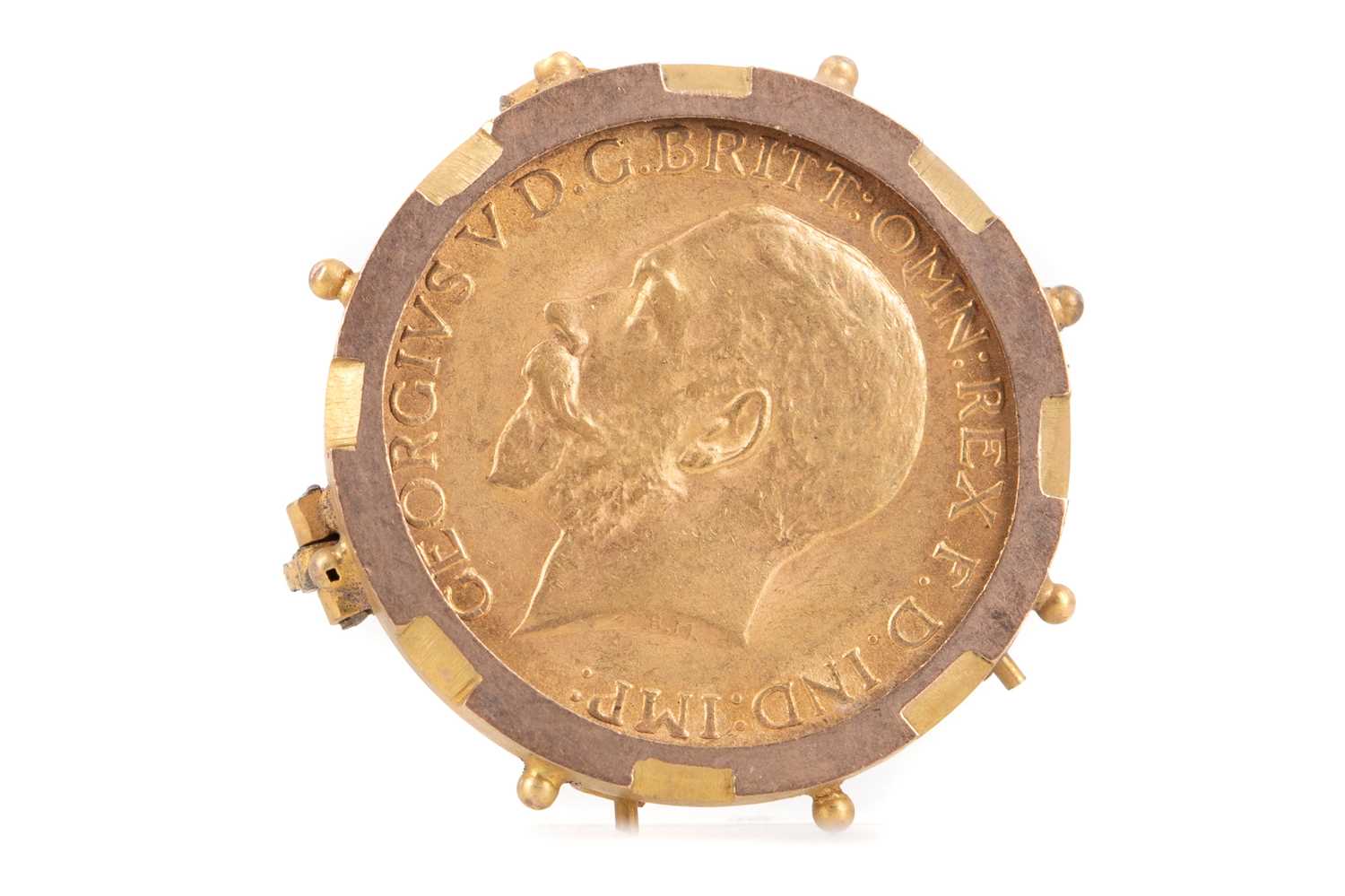 Lot 89 - A GEORGE V GOLD SOVEREIGN DATED 1925