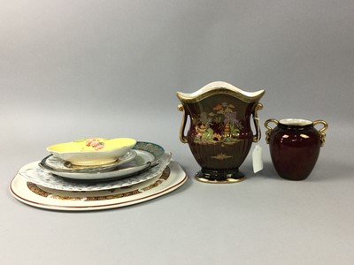 Lot 206 - A CROWN DEVON JUG AND OTHER CERAMICS