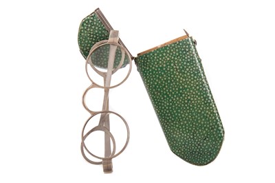 Lot 95 - A 19TH CENTURY SHAGREEN SPECTACLES CASE AND PAIR OF SPECTACLES