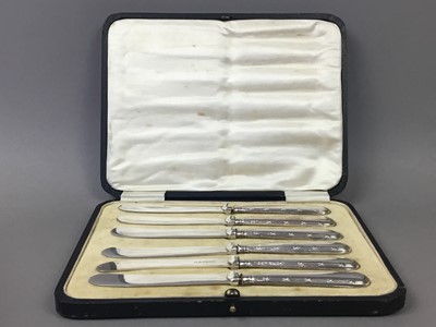 Lot 285 - A COLLECTION OF SILVER AND PLATED CUTLERY