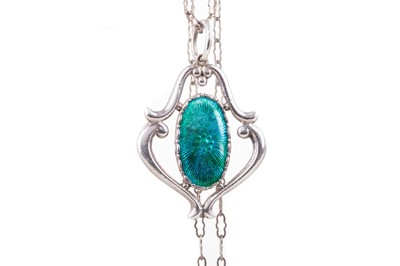 Lot 469 - A SILVER PENDANT BY CHARLES HORNER
