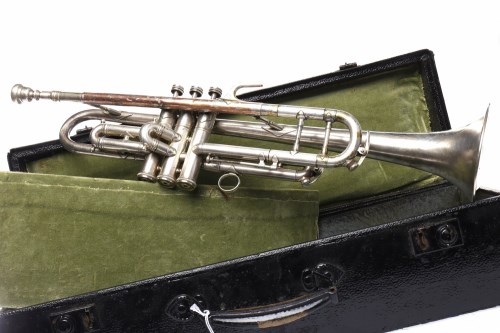 Lot 1005 - MANHATTAN SILVER PLATED TRUMPET the bell with...