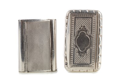 Lot 118 - A LOT OF TWO SMALL SILVER SNUFF BOXES