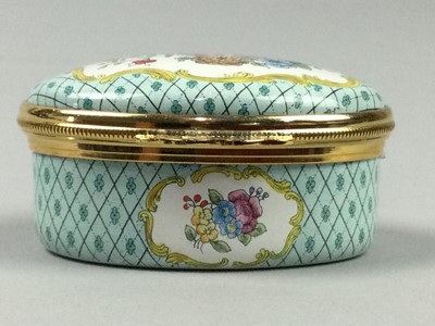 Lot 165 - A HALCYON DAYS ENAMEL PILL BOX