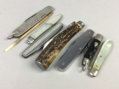 Lot 164 - A GROUP OF SILVER, SILVER BLADED AND OTHER PEN KNIVES