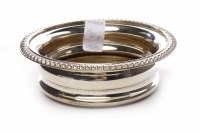 Lot 562 - SILVER MOUNTED SKEAN DHU with carved wooden...