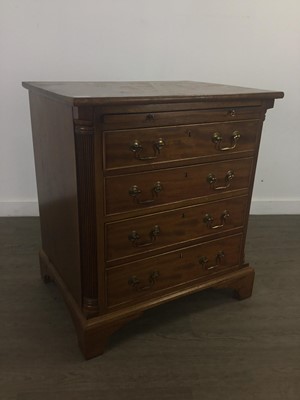 Lot 337 - A PAIR OF REPRODUCTION MAHOGANY CHEST