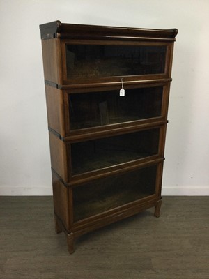 Lot 279 - A GLOBE WERNICKE SECTIONAL BOOKCASE