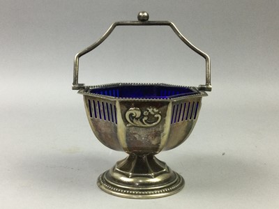 Lot 411 - A LOT OF SILVER PLATED WARE