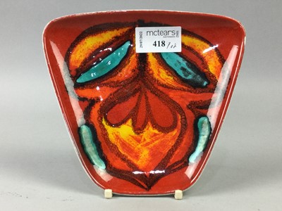 Lot 418 - A POOLE POTTERY DISH AND OTHER CERAMICS