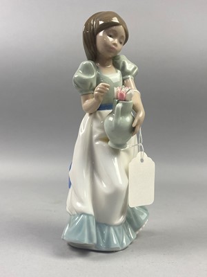 Lot 421 - A LOT FIVE NAO FIGURES AND A LLADRO