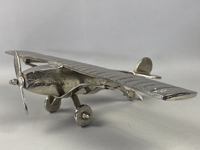 Lot 5 - A DESK TOP MODEL OF THE SPIRIT OF ST. LOUIS MONOPLANE FLOWN BY CHARLES LINDBERGH