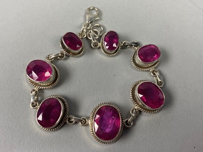 Lot 537 - A RED GEM SET BRACELET AND RING