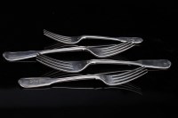 Lot 602 - TWO PAIRS OF EARLY 19TH CENTURY FIDDLE PATTERN...