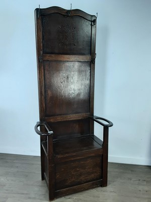 Lot 101 - AN OAK HALLSTAND WITH LIDDED SEAT
