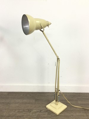 Lot 103 - A CREAM HERBERT TERRY ANGLEPOISE LAMP