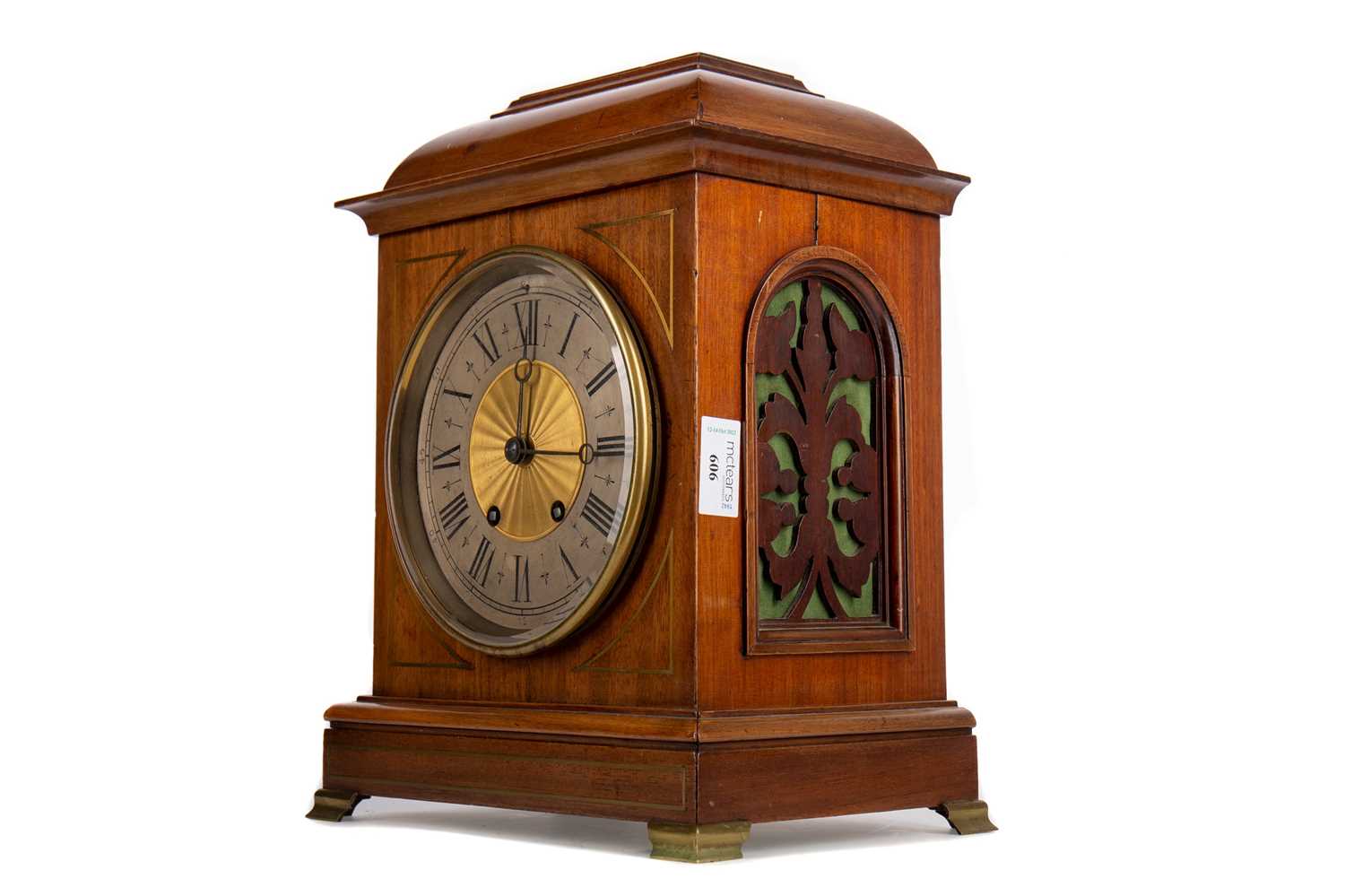 Lot 606 AN EDWARDIAN BRACKET CLOCK