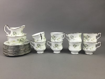 Lot 36 - A PARAGON 'FIRST LOVE' DINNER AND TEA SERVICE