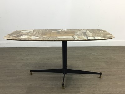 Lot 190 - A VINTAGE COFFEE TABLE
