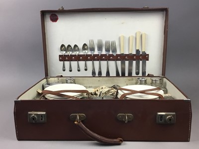 Lot 201 - A CASED PICNIC SET