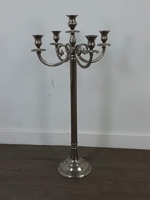 Lot 206 - A STAINLESS STEEL FOUR BRANCH CANDELABRUM, ANOTHER SMALLER CANDLEABRUM AND A CAKESTAND