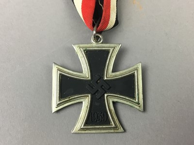 Lot 264 - A REPRODUCTION GERMAN 1939 UNION CROSS