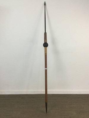 Lot 272 - A REPRODUCTION WHALING HARPOON
