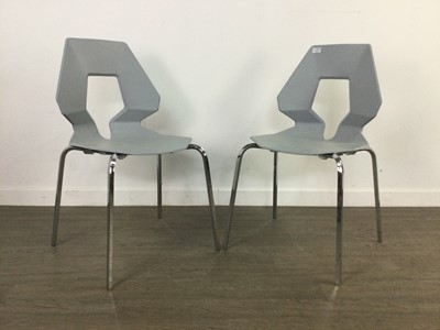 Lot 365 - A SET OF FIVE ITALIAN 'PRODIGE' BRUTALIST DINING CHAIRS BY GABER