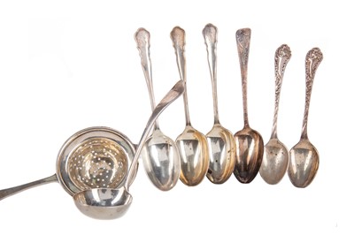 Lot 152 - A SCOTTISH PROVINCIAL SILVER FIDDLE PATTERN MUSTARD SPOON AND OTHERS
