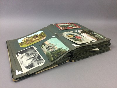 Lot 331 - A COLLECTION OF POSTCARDS